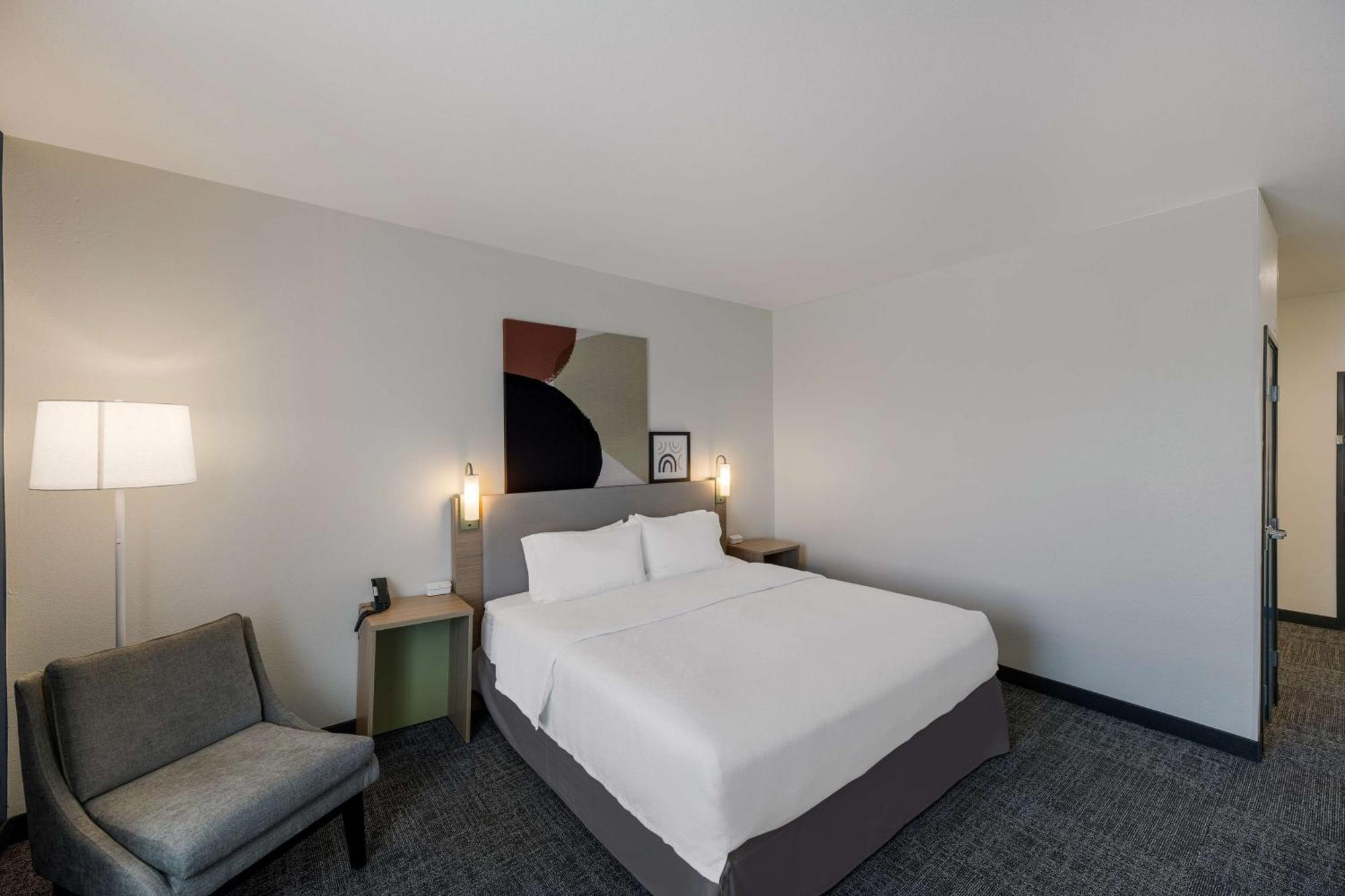 Spark By Hilton Midland South Εξωτερικό φωτογραφία
