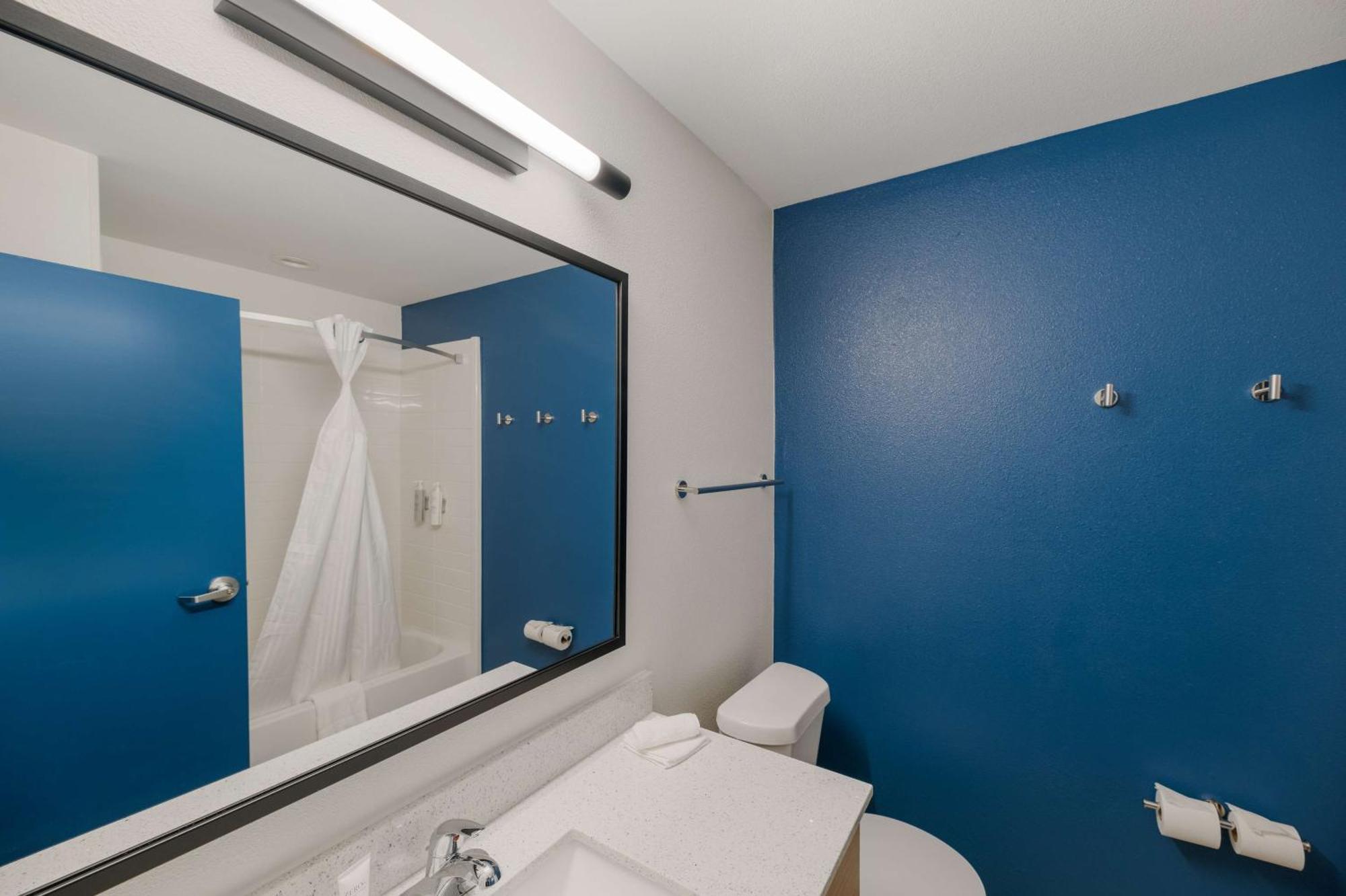 Spark By Hilton Midland South Εξωτερικό φωτογραφία