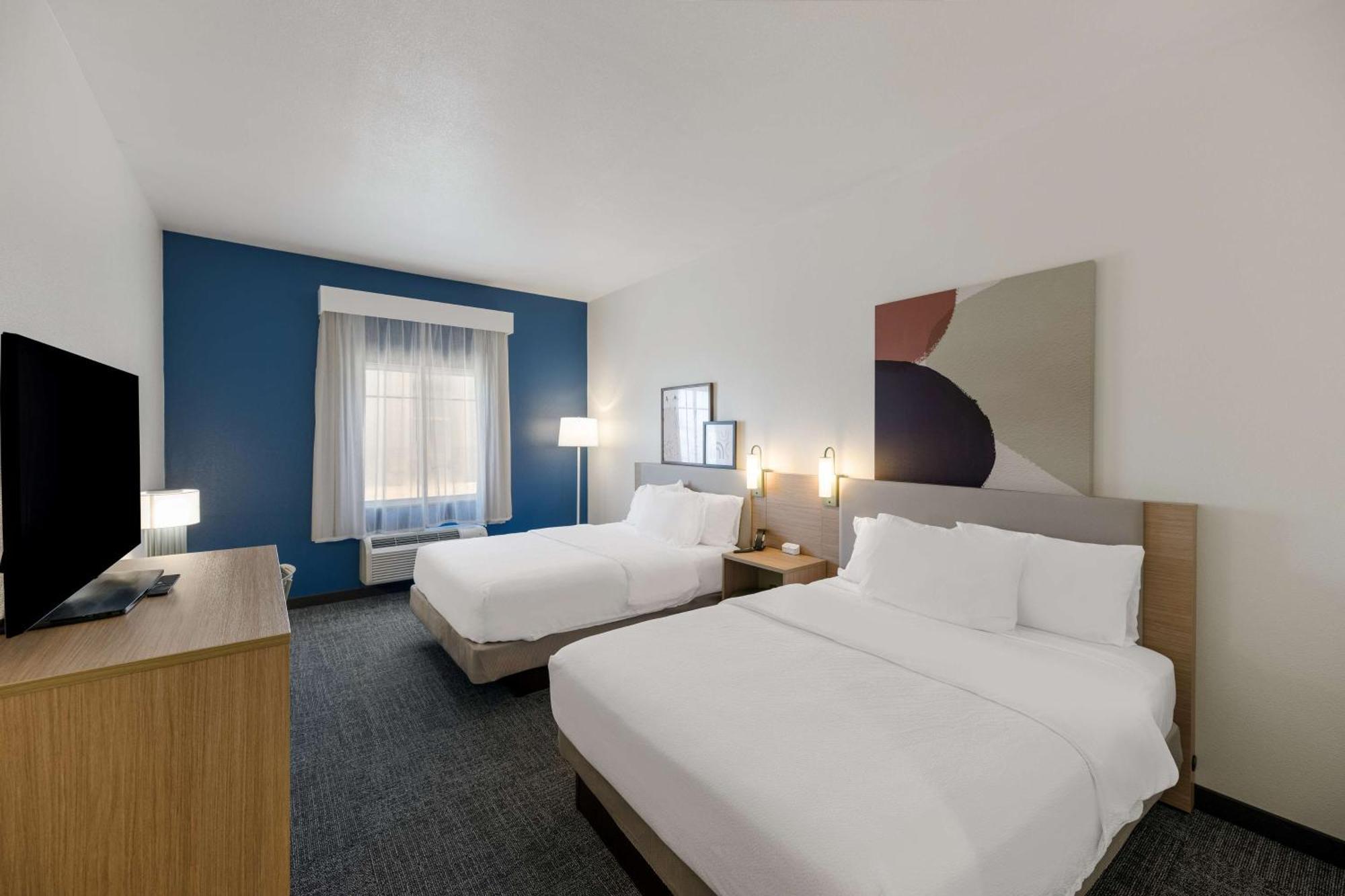 Spark By Hilton Midland South Εξωτερικό φωτογραφία