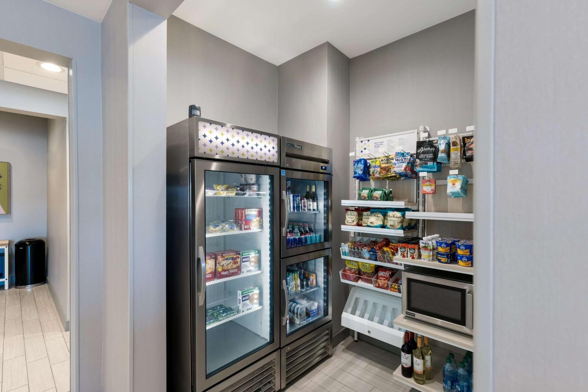 Spark By Hilton Midland South Εξωτερικό φωτογραφία