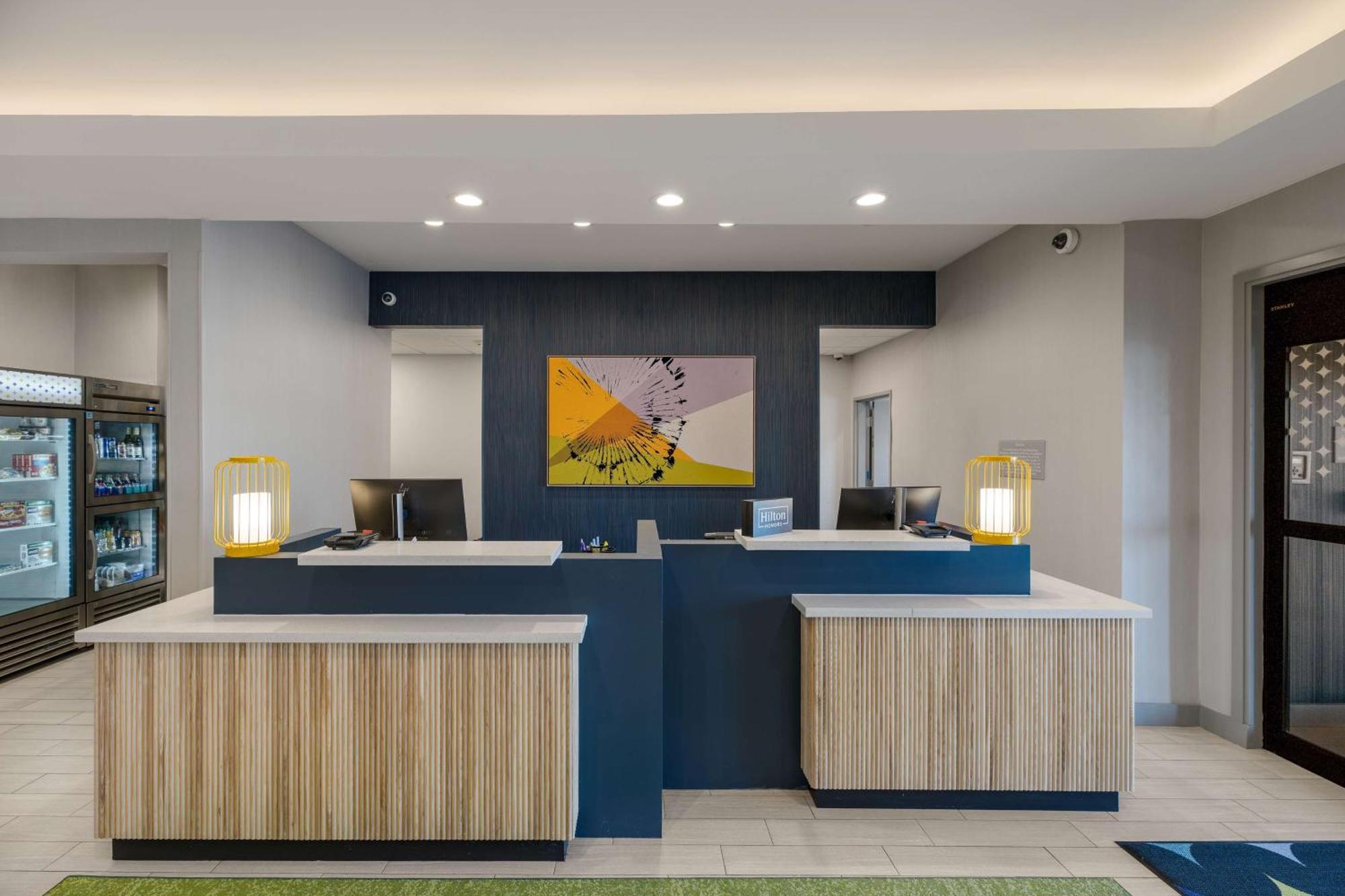 Spark By Hilton Midland South Εξωτερικό φωτογραφία